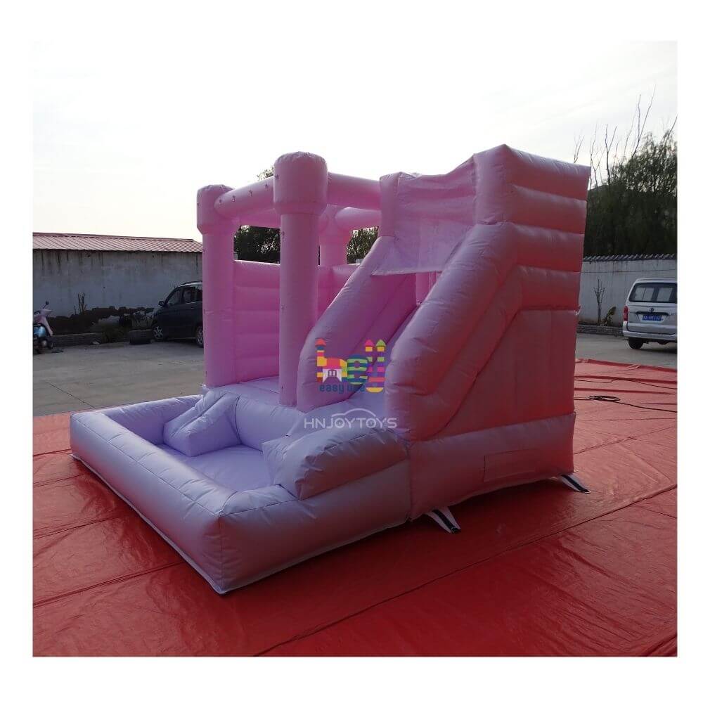 outdoor inflatable large bounce house