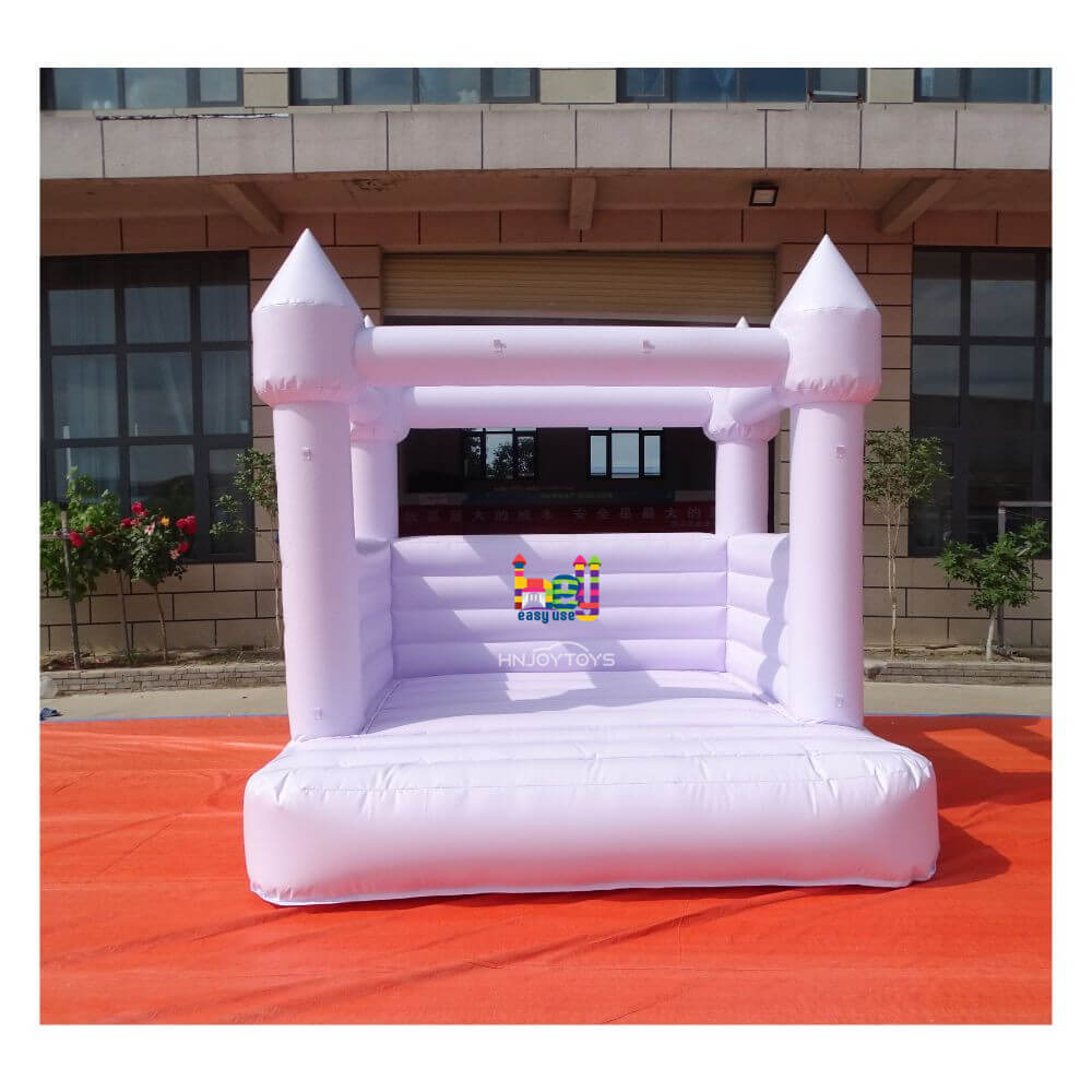 Inflatable bounce
