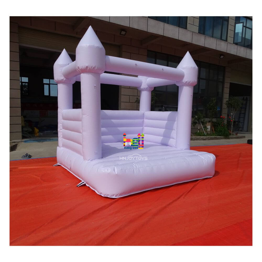 Inflatable bounce