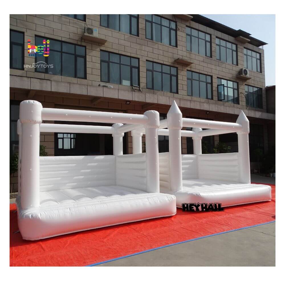 Snow white bouncy castle