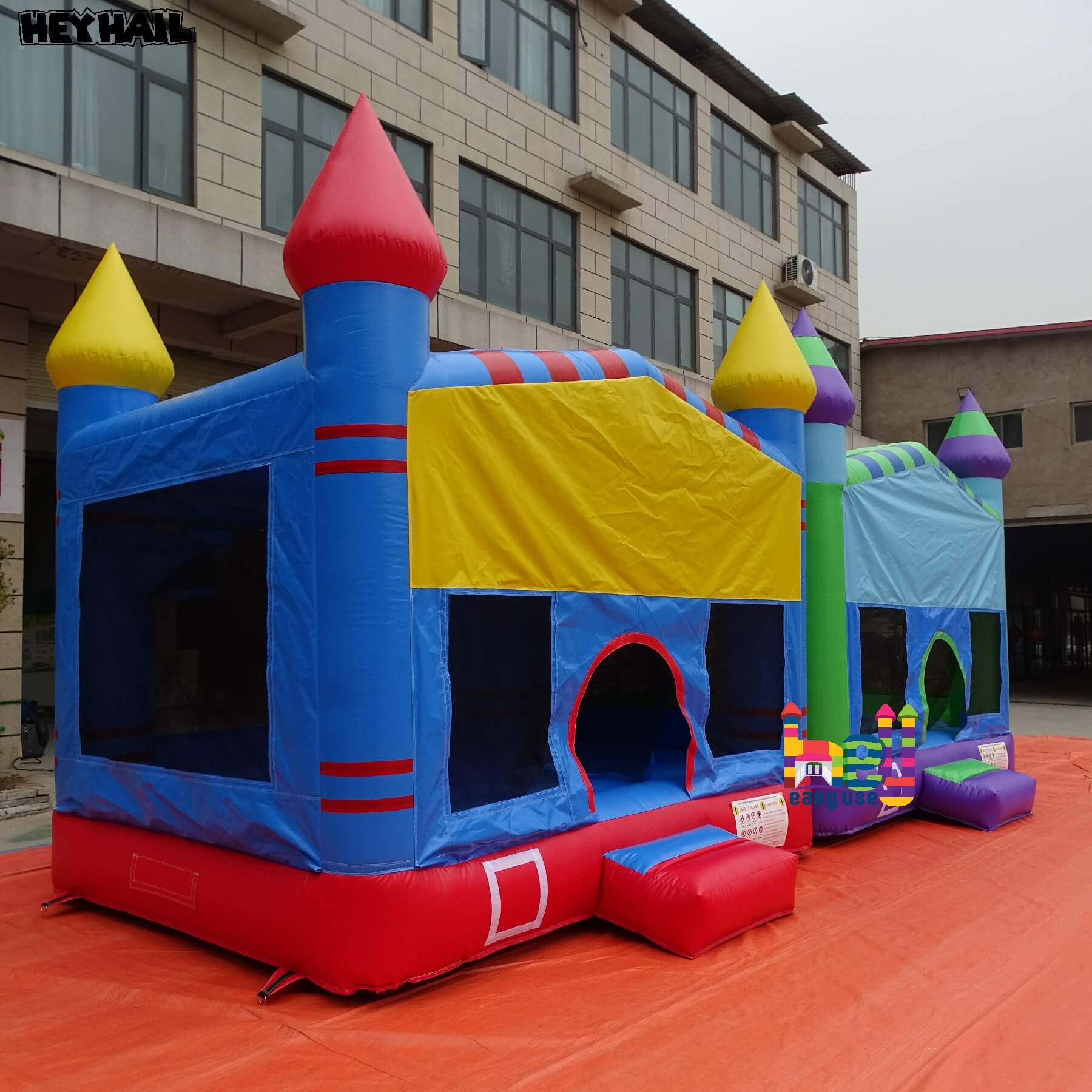 commercial grade inflatable jumping castle houce cake for sale