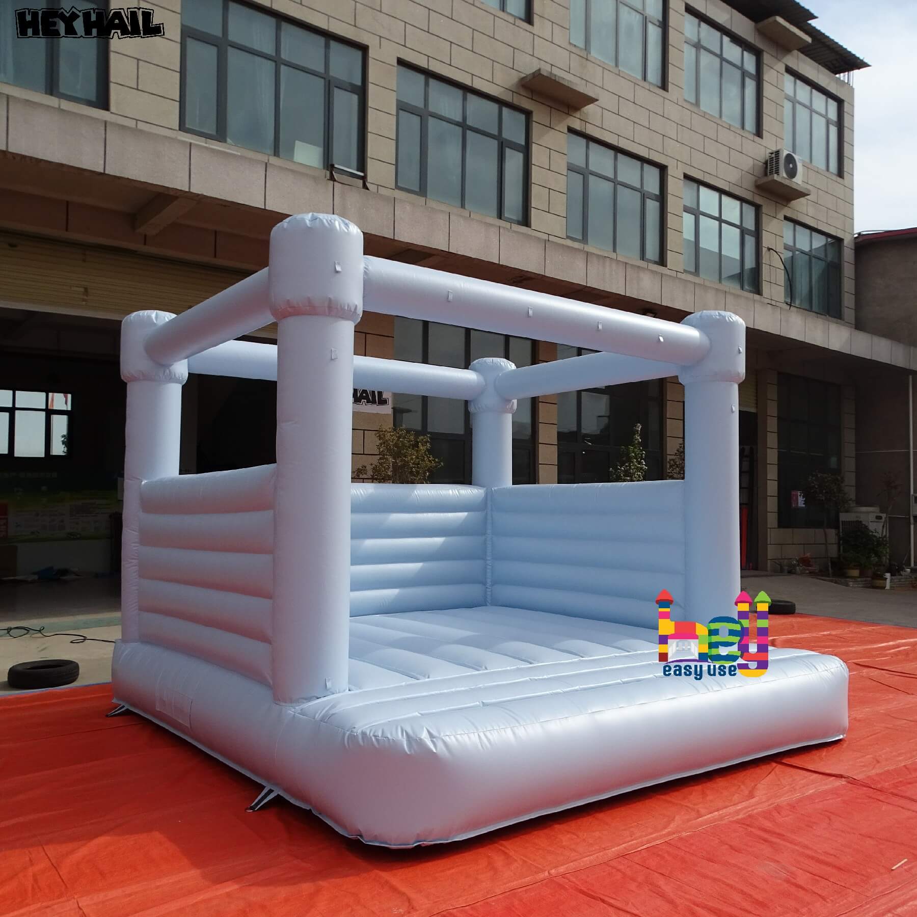 Sports bounce house