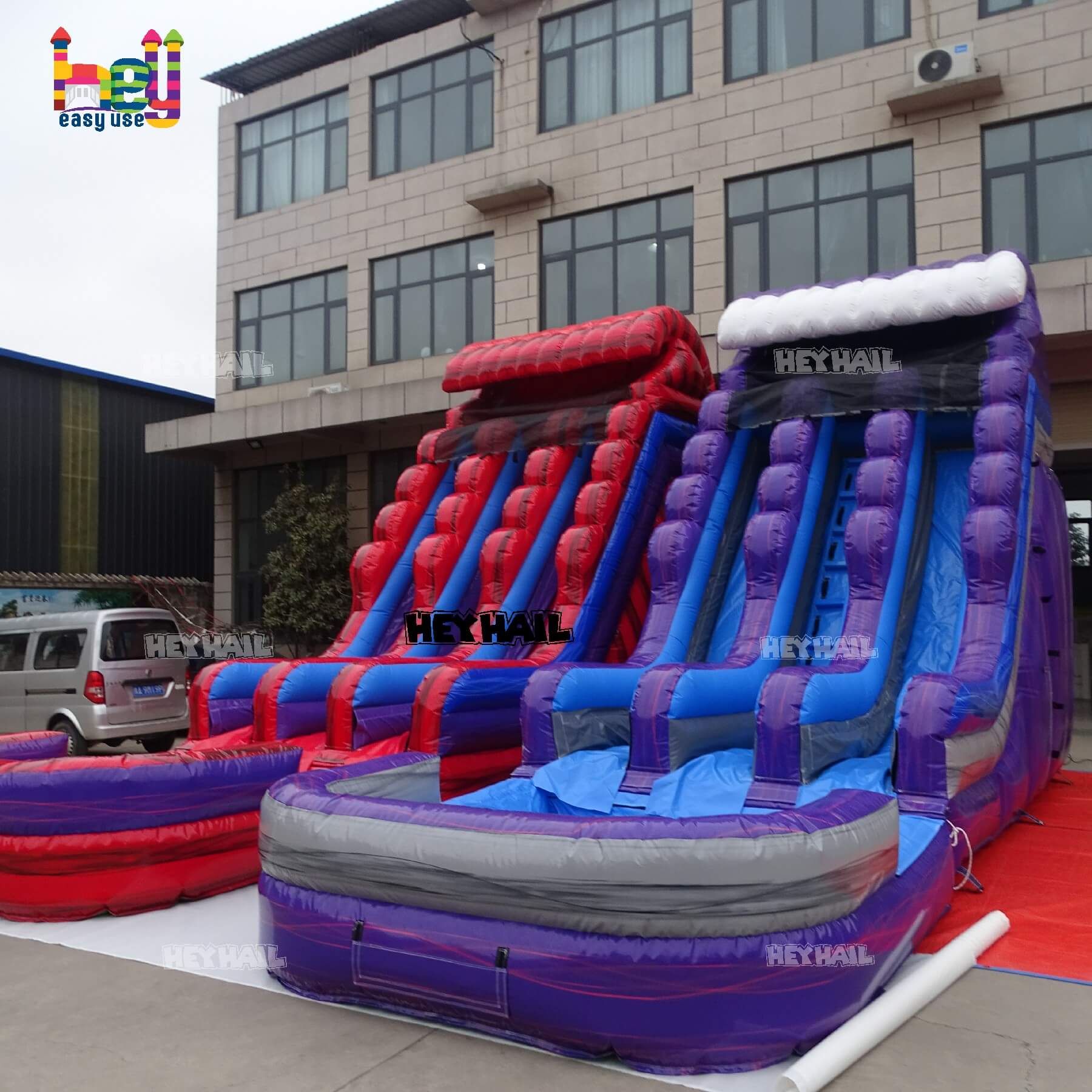 inflatable slide whit foam pool