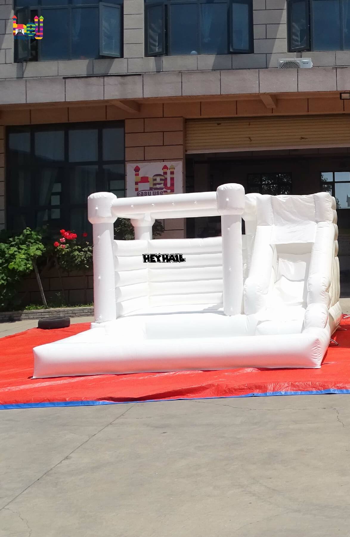 popular inflatable white bounce house with slide and ball pit